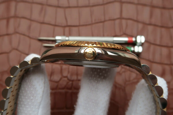 Relógio Rolex Datejust 126333 Golden Ms 41mm - Image 6
