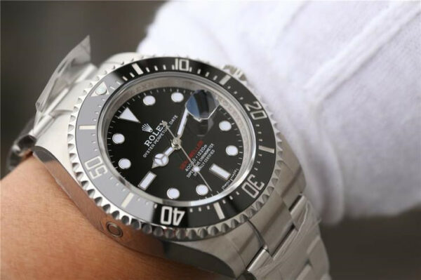 Relógio Rolex Sea-Dweller 126600 Black Plate Red Letter Men 43 mm - Image 8