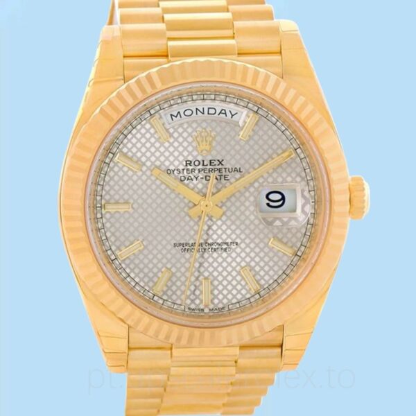 Rolex Day-Date 228238SSP Masculino Mostrador prateado Automático Tom de ouro