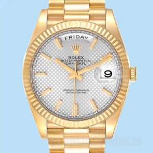 Rolex Day-Date Masculino 228238 40mm Tom De Ouro Mostrador Listrado Prateado